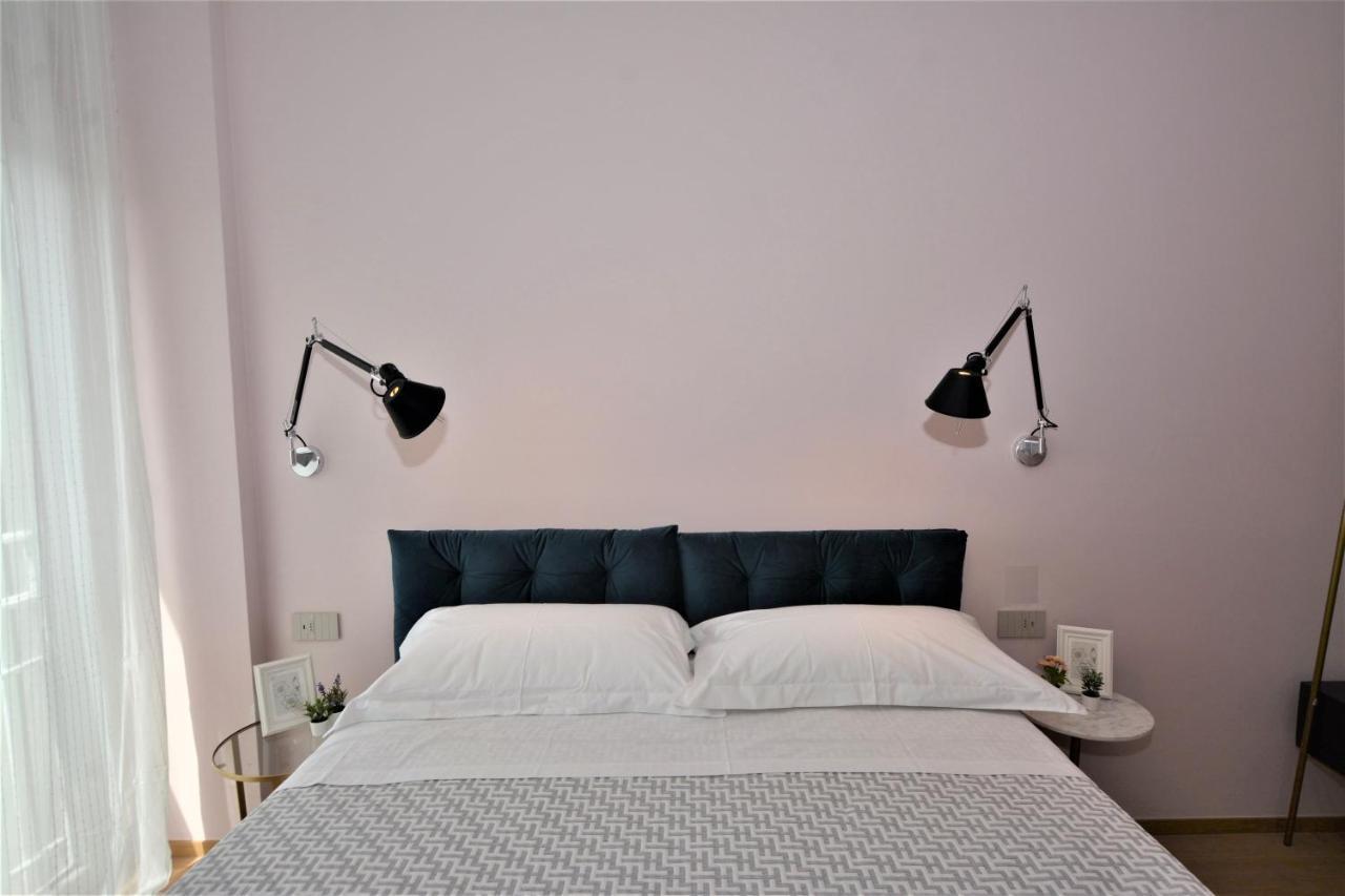 La Dotta Apartments - Via Jacopo Barozzi 2 Болонья Екстер'єр фото